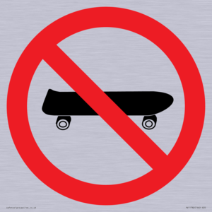 P924 Prohibition: No skateboarding